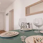 Inloveapartments - Window To Heaven 아파트 *
