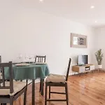 Inloveapartments - Window To Heaven 아파트
