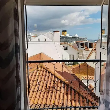 Inloveapartments - Window To Heaven *