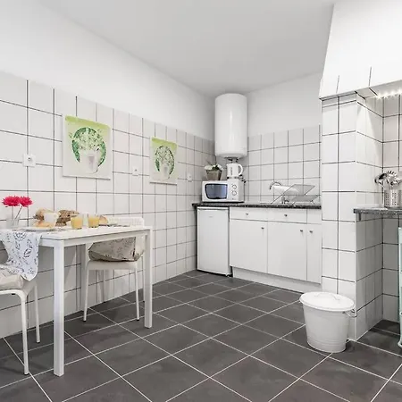 Inloveapartments - Window To Heaven Lizbona